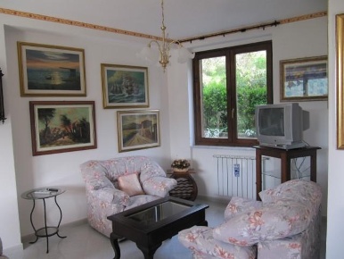 Foto Appartamento a Licciana Nardi di 110 m² con 5 locali in vendita