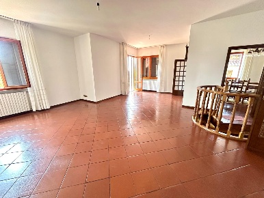 Foto Casa indipendente a Casciana Terme Lari di 280 m² con 9 locali