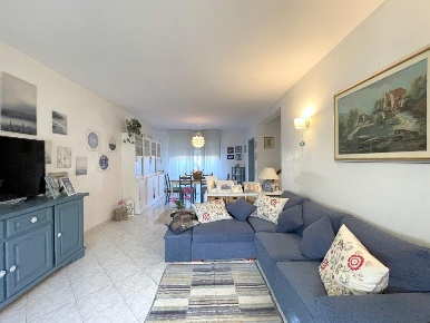 Foto Villa a schiera a Camaiore di 150 m² con 5 locali in vendita