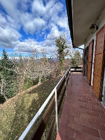 Foto Casa indipendente a Fosdinovo di 142 m² con 7 locali in vendita