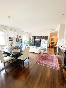 Foto Appartamento in Piazza Europa, La Spezia Centro Storico di 180 m²