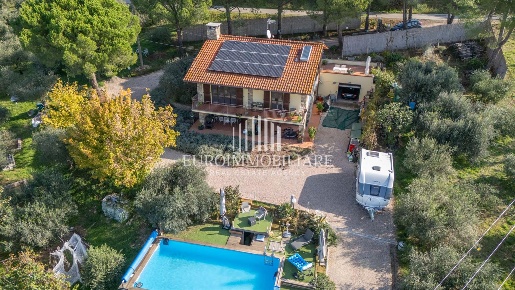 Foto Villa a schiera in Località Cerqua Sasso 51, Passignano sul Trasimeno