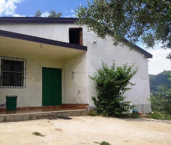Foto Appartamento in contrada serramazzano, Torano Castello di 90 m²