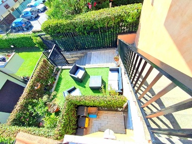 Foto Villa a schiera in I maggio, Sutri di 102 m² con 5 locali in vendita