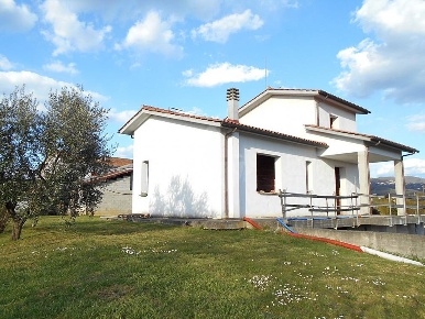 Foto Villa unifamiliare in via prataccio, Larciano di 130 m² con 5 locali