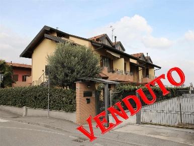 Foto Appartamento in Via Giacomo Manzu' 103, Brignano Gera d'Adda di 92 m²