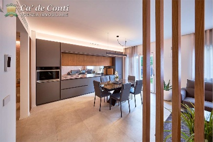 Foto Villa unifamiliare a Azzano San Paolo di 204 m² con 4 locali