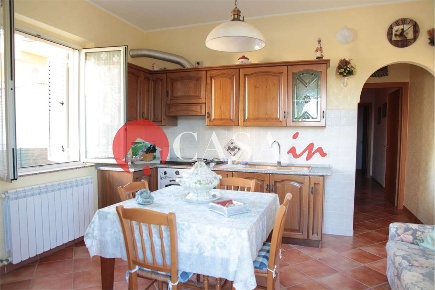 Foto Appartamento in Via Rosmarino 60, Torrenova di 70 m² con 3 locali