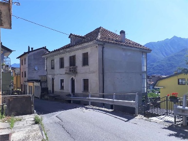 Foto Appartamento in Via E. Toninelli 41, Villadossola di 130 m² in vendita