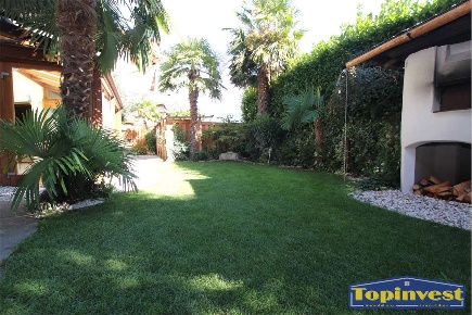 Foto Appartamento a Lagundo di 297 m² con 6 locali in vendita