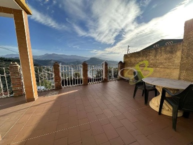 Foto Villa unifamiliare in Strada San Giacomo snc, Camporosso in vendita