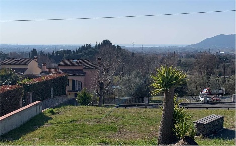 Foto Villa a schiera a Fosdinovo di 140 m² con 5 locali in vendita