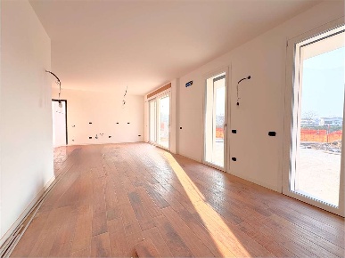 Foto Appartamento in Via 25 aprile, Pian Camuno di 141 m² con 3 locali