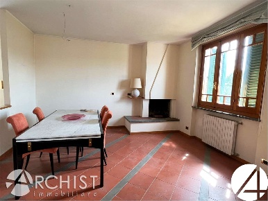 Foto Villa bifamiliare in Via costituzione 15, Larciano di 395 m²