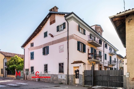 Foto Appartamento in Via San Bartolomeo  27, Riva presso Chieri di 70 m²