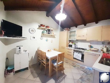 Foto Appartamento in Via Monte Grappa 11, Ponte Lambro di 70 m² in vendita