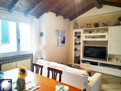 Foto Appartamento in Via Monte Grappa 11, Ponte Lambro di 70 m² in vendita