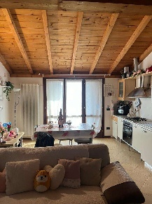 Foto Appartamento a Roncoferraro di 70 m² con 3 locali in vendita