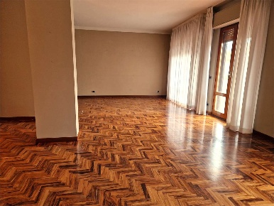Foto Appartamento a Capolona di 130 m² con 5 locali in vendita