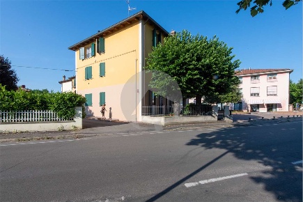 Foto Appartamento in Via Amos Tragni  53, Gattatico di 55 m² con 2 locali