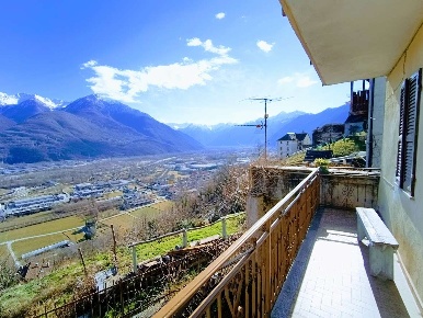 Foto Appartamento in tappia, Villadossola di 110 m² con 6 locali in vendita