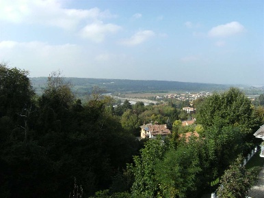 Foto Villa unifamiliare in Via Case Leoni, Rivergaro di 240 m² con 4 locali