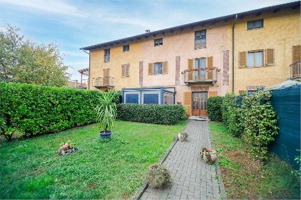 Foto Appartamento in Strada della crova 23, Chivasso Pogliani di 186 m²