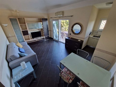 Foto Appartamento in via diano san pietro 69, Diano Marina di 64 m²