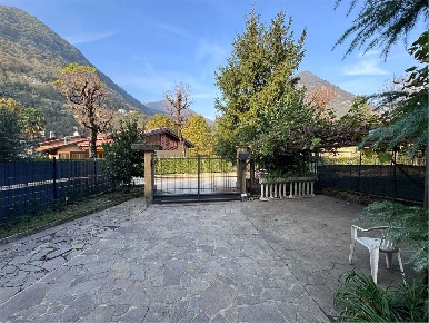 Foto Appartamento in VIA GIACOMO MATTEOTTI, Ponte Lambro di 80 m²