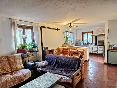 Foto Villa unifamiliare in chantignan, Quart di 250 m² con 10 locali