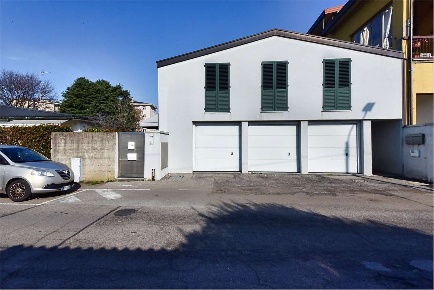 Foto Appartamento in Via Montello 10, Barlassina di 80 m² con 2 locali