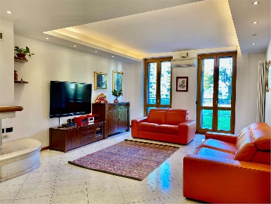 Foto Appartamento in Via A. Moro 1, Robbiate di 130 m² con 4 locali