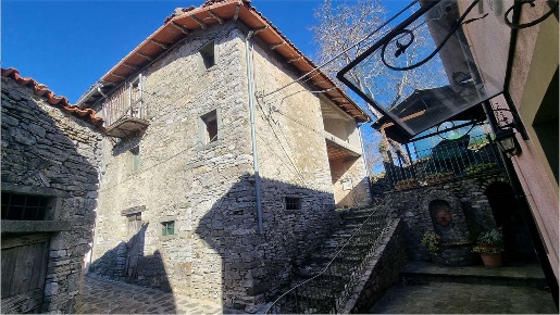 Foto Appartamento in croce di stazzana, Castelnuovo di Garfagnana di 100 m²