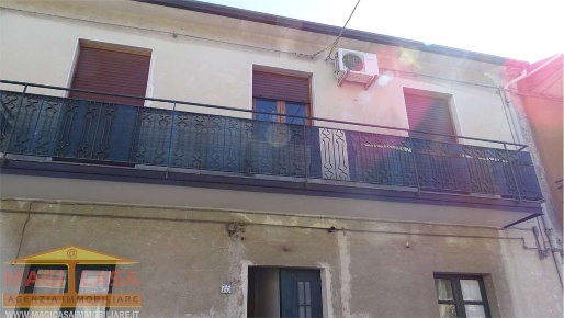 Foto Appartamento in via roma  75, Camporotondo Etneo di 111 m² in vendita
