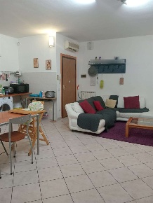 Foto Appartamento in via enrico berlinguer, Ravarino di 90 m² con 4 locali