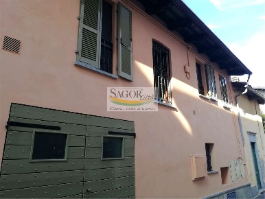 Foto Appartamento in Via Conte di Cavour 52, Cavour di 67 m² con 2 locali