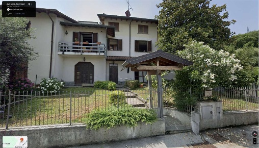 Foto Appartamento in Via Don Carlo Moranzoni 5, Merone di 128 m² in vendita