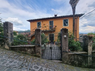 Foto Appartamento in strada provinciale, Coreglia Antelminelli di 120 m²