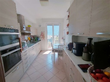 Foto Appartamento in Viale Duca d'Aosta 10, Saint-Vincent di 90 m²