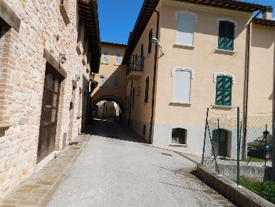 Foto Appartamento in Vocabolo Gaifana, Nocera Umbra di 110 m² con 5 locali