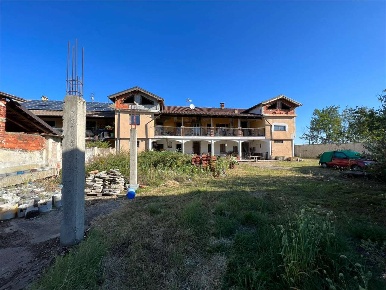 Foto Villa bifamiliare in Strada Cigliano  4, Mazzè in vendita