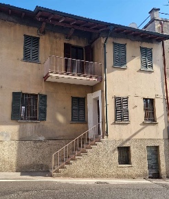 Foto Appartamento a Figino Serenza di 143 m² con 5 locali in vendita