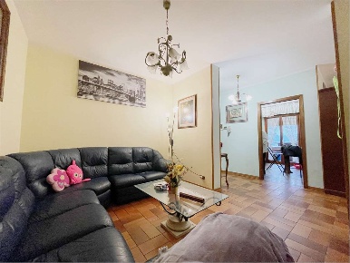 Foto Appartamento in santa lucia, Uzzano di 135 m² con 6 locali in vendita