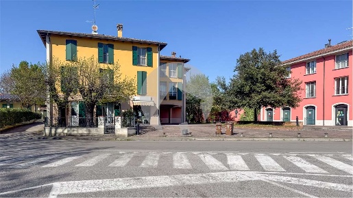 Foto Appartamento in Via Amos Tragni  53, Gattatico di 97 m² con 3 locali