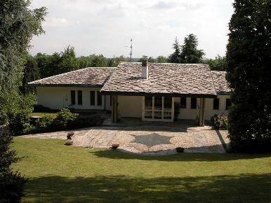Foto Villa unifamiliare in via del ronco 31, Carimate di 652 m² in affitto