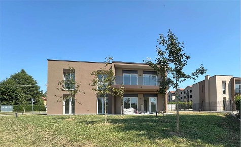 Foto Appartamento in Via Matteotti, Guanzate in vendita
