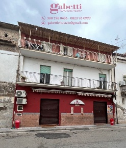 Foto Appartamento in Principe di Napoli, Pignataro Maggiore di 110 m²