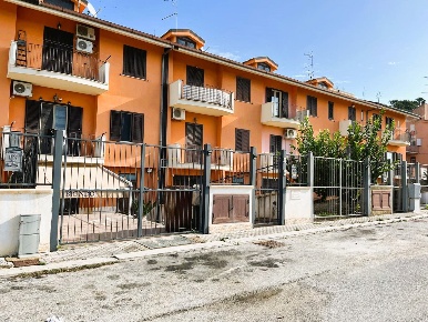 Foto Villa a schiera in Via Peppino Impastato snc, Realmonte di 188 m²
