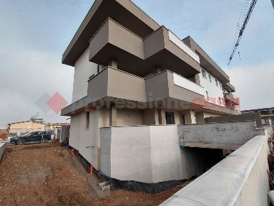 Foto Appartamento in Via Don paolo Crespi 1, Dairago di 135 m² con 4 locali