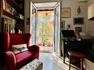 Foto Appartamento in Clivo della Montagnola, Roma di 80 m² con 3 locali